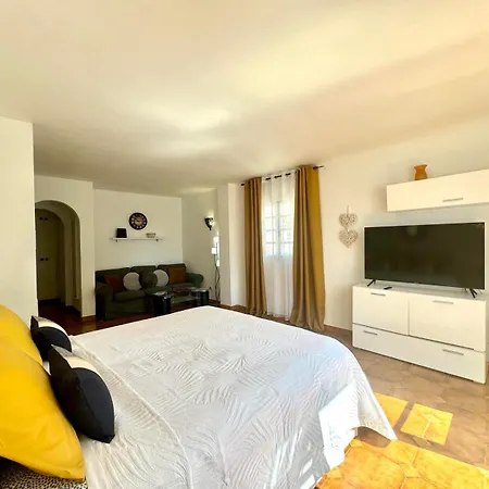 Torviscas Apartment *